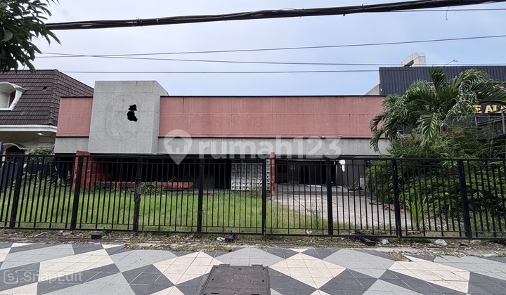 Zero-Floor Shop House on Jalan Raya Kertajaya Indah 2
