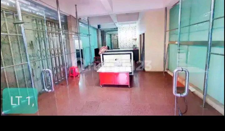 4-Story Shophouse Zero Bunguran Main Road Ready to Use 2