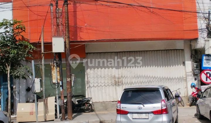 Three-Story Shop House, Kedung Doro Main Road, Well-Maintained, Former Bank