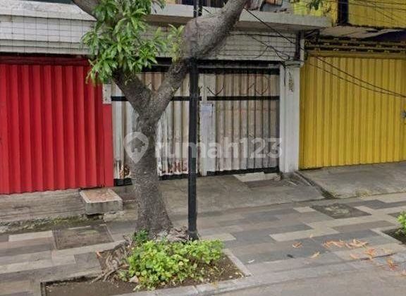 3-Story Ruko Ready for Use on Kertajaya Main Road 1