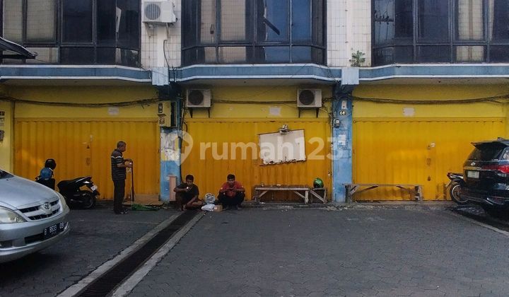 3 Adjacent Shophouses on Diponegoro Suitable for Office Use 1