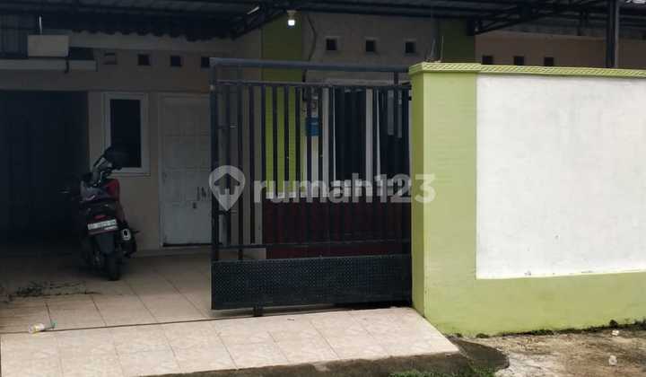 Rumah Hook SHM di Puri Asri Kota Wonogiri