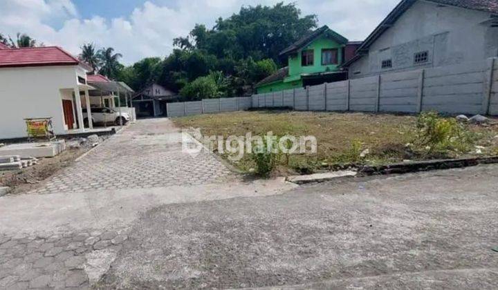 TANAH PEKARANGAN STATEGISMURAH DAN NYAMANBERLOKASI DIJAKAL KM 12 1