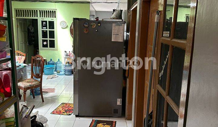 Rumah Di Dekat Amplaz Sangat Cook Untuk Kost, Lokasi Super Strategis. 2