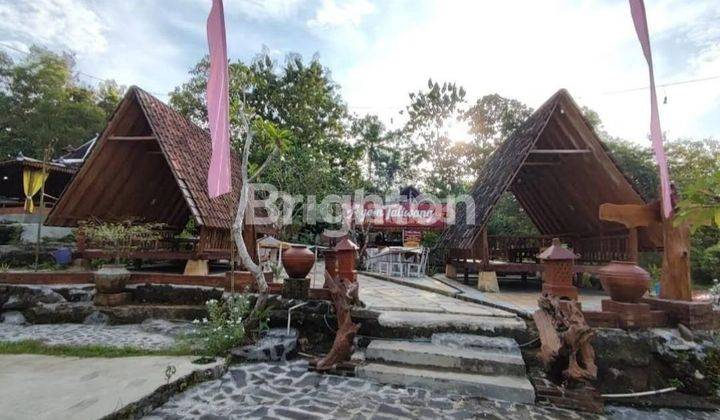 RESTAURANT AYAM TALIWANG, DEKAT WISATA GOA PINDUL