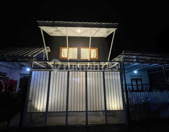 Rumah Mezzanine 3 Kt Semi Furnish, Dekat Ambarukmo Plaza