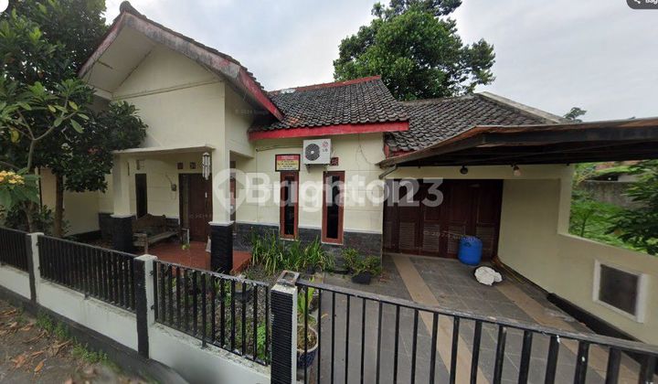 Rumah Strategis di Kadirojo, Purwomartani , Dekat Exit Tol & Wisata Candi Sambisari! Rumah Strategis di Kadirojo, Purwomartani , Dekat Exit Tol & Wisata Candi Sambisari!