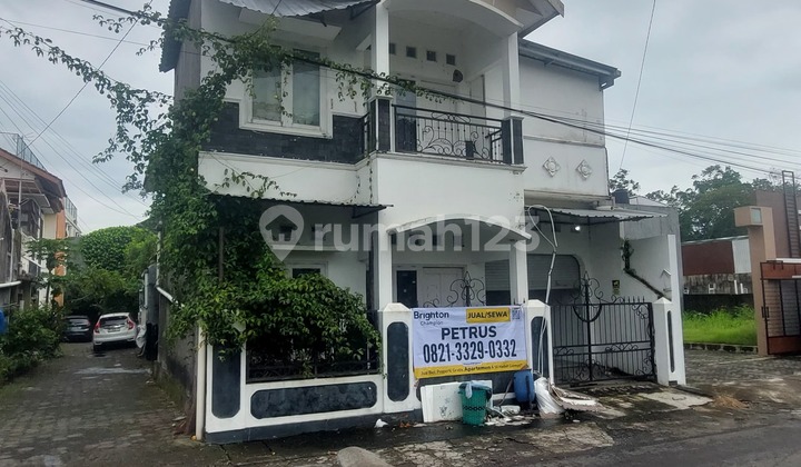 Rumah 2 Lantai Siap Huni di Maguwoharjo Sleman – Lokasi Strategis & Investasi Menjanjikan Rumah 2 Lantai Siap Huni di Maguwoharjo Sleman – Lokasi Strategis & Investasi Menjanjikan