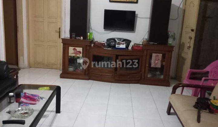 Di Jual Cepat Rumah hadap Utara 2 Lantai SHM 2