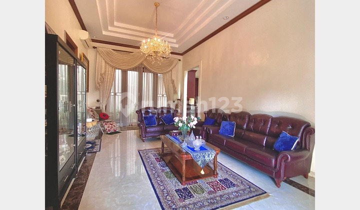 DIJUAL RUMAH MEWAH SIAP HUNI DENGAN LOKASI STRATEGIS DAN ASRI 2