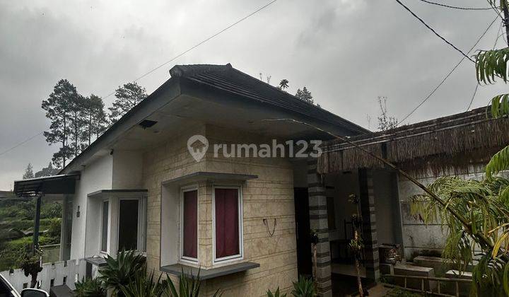 Rumah Villa Minimalis  di Jalan Raya Tangkuban Parahu, Lembang 1