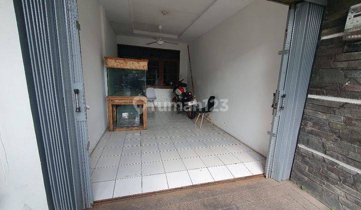 Rumah Sederhana Cocok Untuk Kantor di Komplek, Batununggal 2