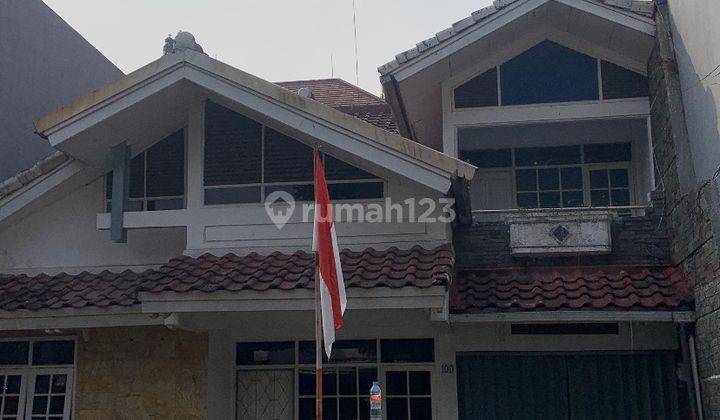 Rumah Sederhana Cocok Untuk Kantor di Komplek, Batununggal 1