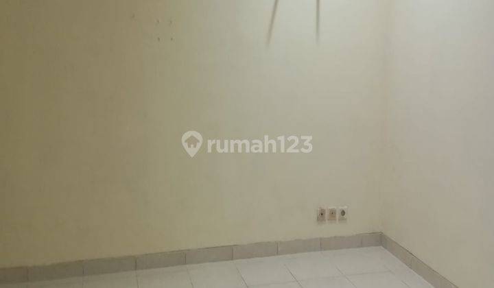 Rumah 2 Lantai Di Mekarwangi  Bagus 2