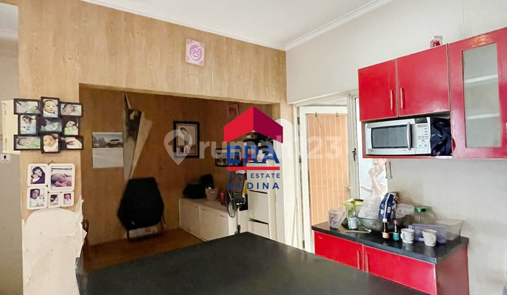 For Sale Minimalist House Semi Furnished in Bintaro, South Tangerang 2