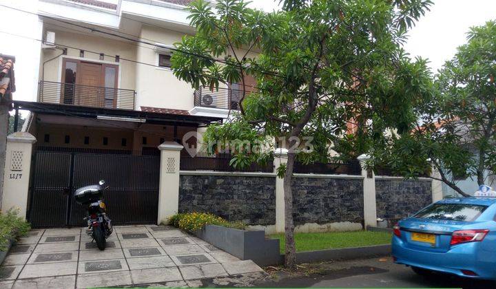 Dijual atau Disewakan Rumah Modern 2 lantai Jl. Basoka Raya Kembangan Joglo Jakarta Barat 2