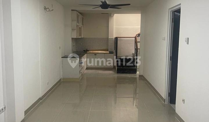 Dijual Rumah Modern Minimalis 2 Lantai yang Terletak di Bintaro Tangerang Selatan 2