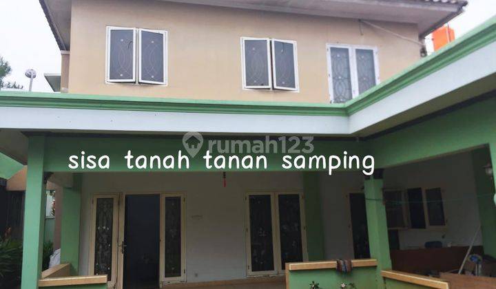 Rumah 2 Lantai Furnished Shm,halaman Luas,lt 392 M2,lb 255 M2,kt 4+1,km 3+1 di Villa Melati Vista Serpong 1