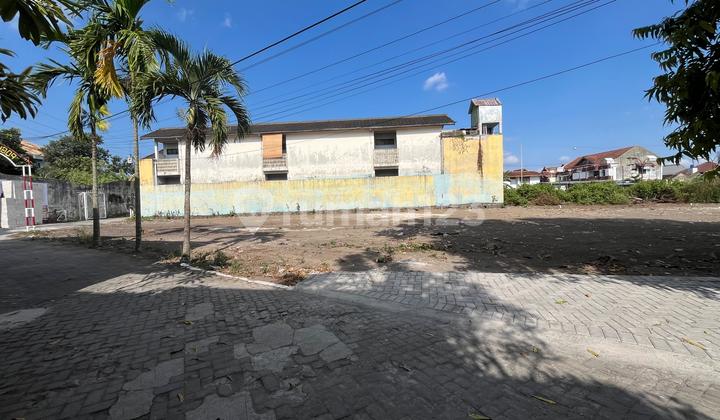 5 Menit ke UGM Tanah Jogja di Pogung 5 Menit ke UGM Tanah Jogja di Pogung