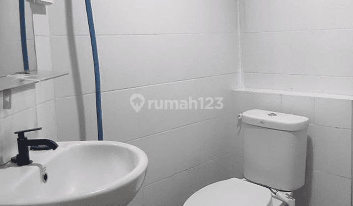 0809 Disewakan Apartemen Gunawangsa Tidar, Surabaya Lt 19 Tipe 2BRC Semi Furnished 2