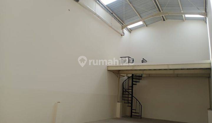 0823- Disewakan Gudang LT 120 m2 LB 84 m2 di Dascoland Gresik 2