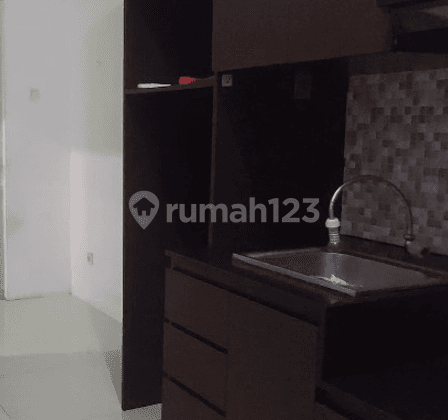 0809 Disewakan Apartemen Gunawangsa Tidar, Surabaya Lt 19 Tipe 2BRC Semi Furnished 1