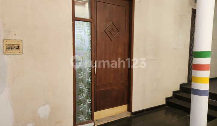 0843 - For Sale 2-Story House with SHM on Jl. Rokan (Near Ciliwung) Surabaya 2