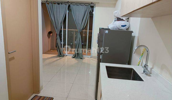 Disewakan Unit Studio Apartemen Sedayu Suites, Kelapa Gading, Jakarta Utara E0092off 1