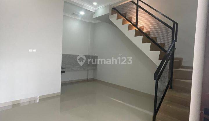 Dijual Rumah Cantik 2 Lantai Brand New Rumah di Koja, Jakarta Utara e0042cj  2