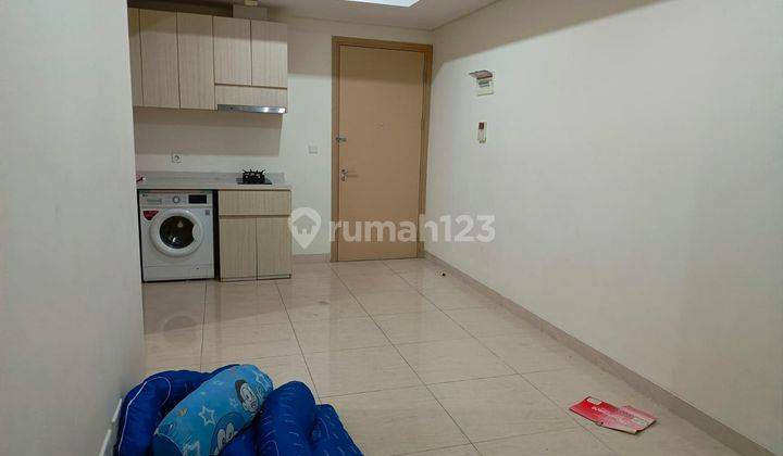 Disewakan Unit 3 BR Apartemen Sedayu Suites, Kelapa Gading, Jakarta Utara E0093off 2