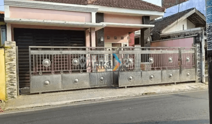 Dijual Rumah Hunian Siap Huni di Jl. Pelabuhan Tanjung Perak, Sukun 2