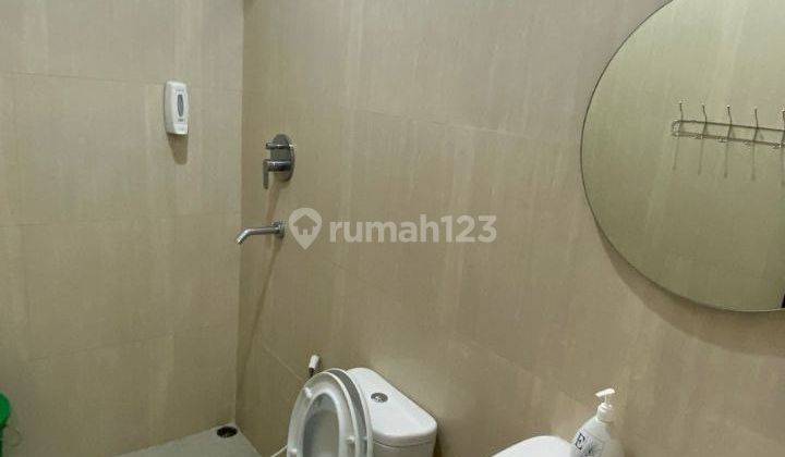 Dijual Rumah Masih Baru Type Hampton di The Oz Full Furnished 2