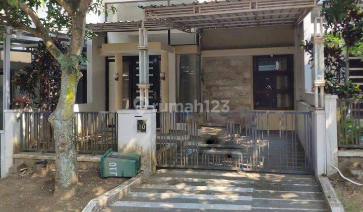 Disewakan Rumah Semi Furnished di Greenland 1