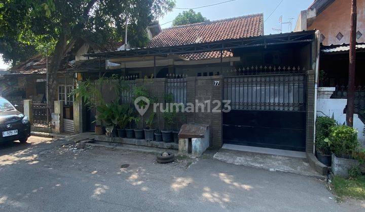 Rumah Kota Cirebon Pinggir Jalan  Semi Furnished 1