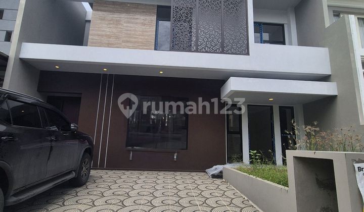 For Sale: Citraland Utama House in West Surabaya For Sale: Citraland Utama House in West Surabaya