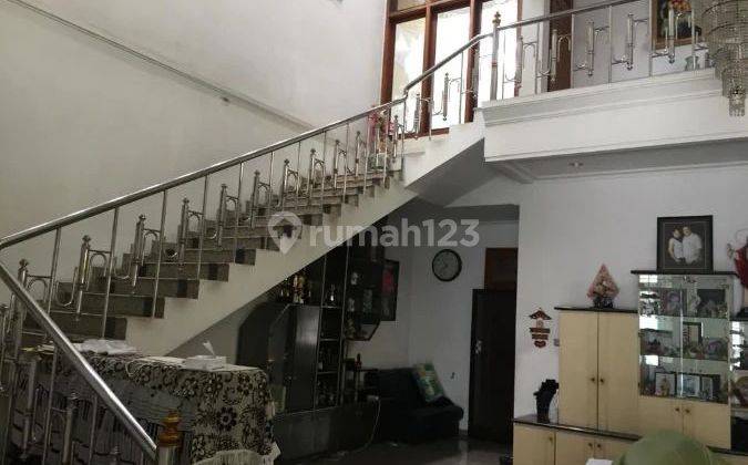 Rumah Dharmahusada indah selangkah galaxi moll dekat rumah sakit nol jalan raya dekat pusat makan cafe 2