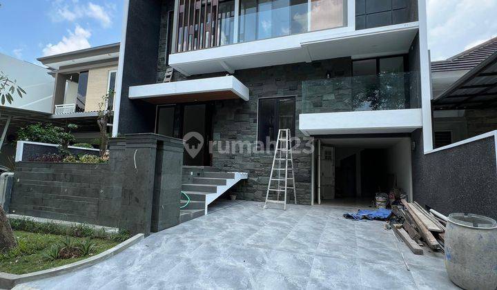 Di jual rumah CITRALAND dekat sekolahan dekat pakuwon mol dekat rumah sakit citraland dekat Graha  2