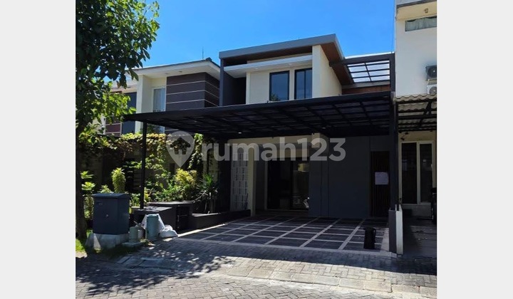 New Minimalist House, 2 Floors, Good & Strategic in Surabaya