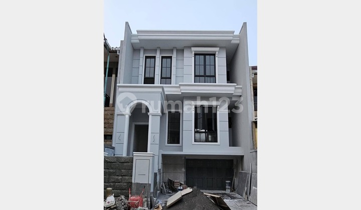 Brand New House in Graha Family, Surabaya 2