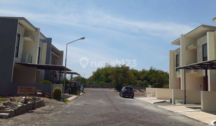 Rumah Baru 2 Lantai Di Pusat Kota Sidoarjo 1