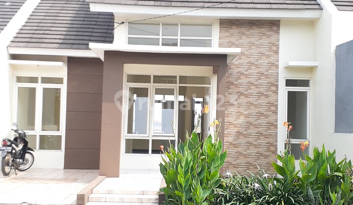 Rumah 1 Lantai Desain Minimalis Modern di Gedangan Sidoarjo