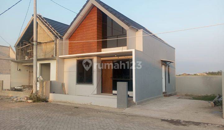 Rumah Baru. Tipe Minimalis Modern Bangunan 1 Lantai Dengan Desain Scandinavian. 2