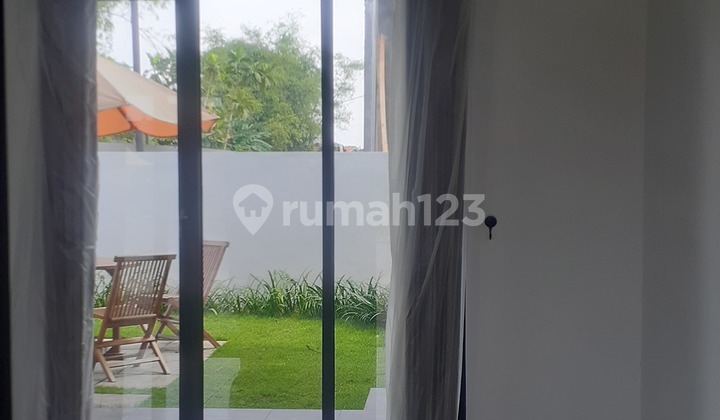 Rumah 2 Lantai Desain Minimalis Sederhan Di Gedangan Sidoarjo.