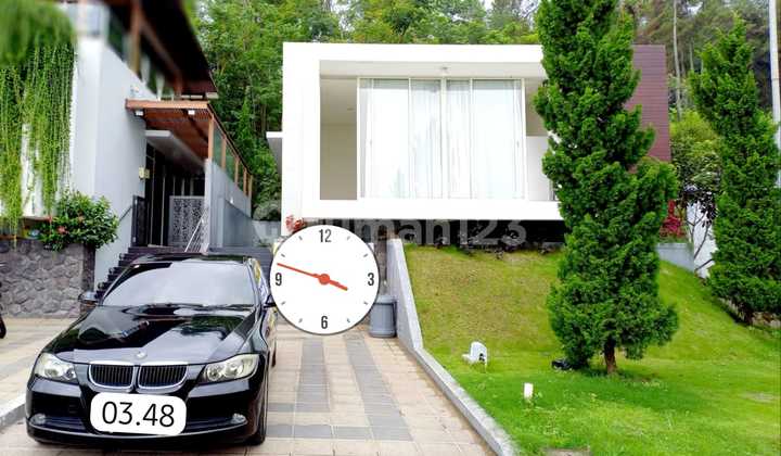 2-Storey Villa with Northeast Rooftop Hook in Taman Dayu Prigen. 2-Storey Villa with Northeast Rooftop Hook in Taman Dayu Prigen.