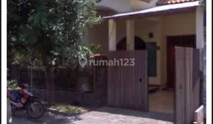 Rumah Elegan 2 Lantai Dekat Gor Gelora Deltasidoarjo.