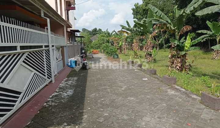 2-Story Strategic Boarding House, Serene Location Near UII Campus on Jalan Kaliurang, Sleman 2
