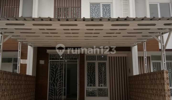 For Sale Quick House in Bintaro Area South Tangerang Ready to Occupy