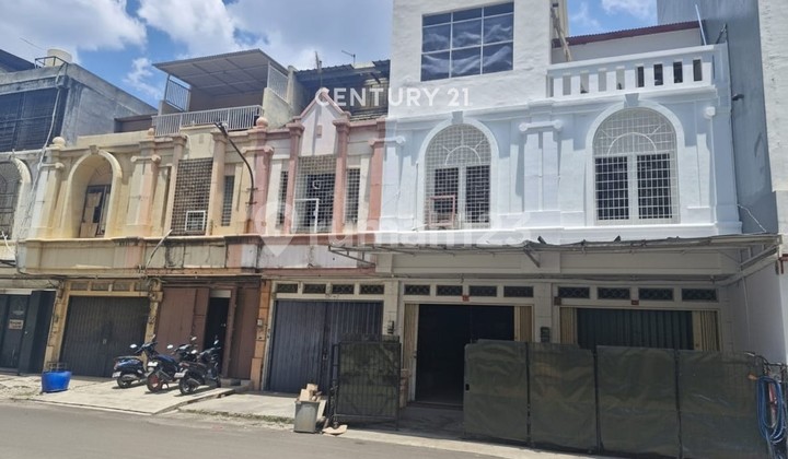 Ruko Pelangi Dekat Mall Green Sedayu Siap Usaha Lokasi Strategis