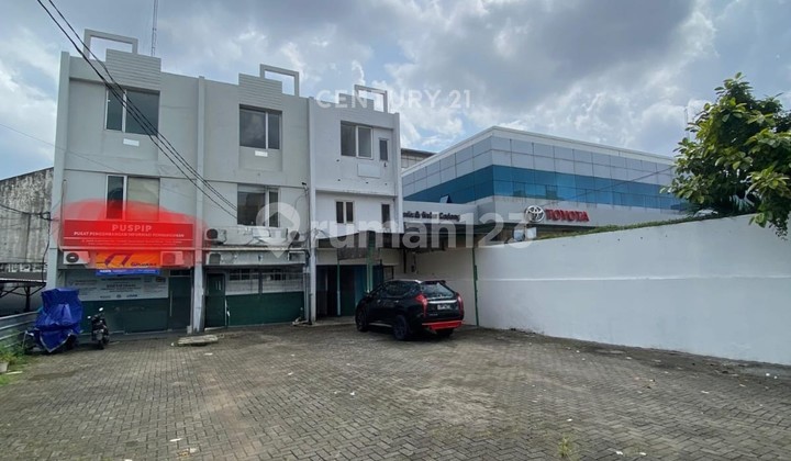Bangunan Ruko 3 Lantai Lokasi Kranji Bekasi Dekat dengan Stasiun