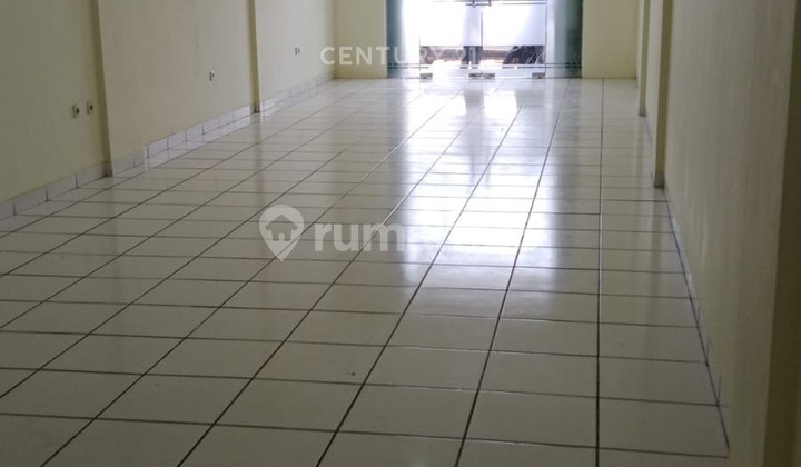 Unit Ruko 3 Lantai Lokasi Kembangan Raya Jakarta Barat Siap Pakai Unit Ruko 3 Lantai Lokasi Kembangan Raya Jakarta Barat Siap Pakai